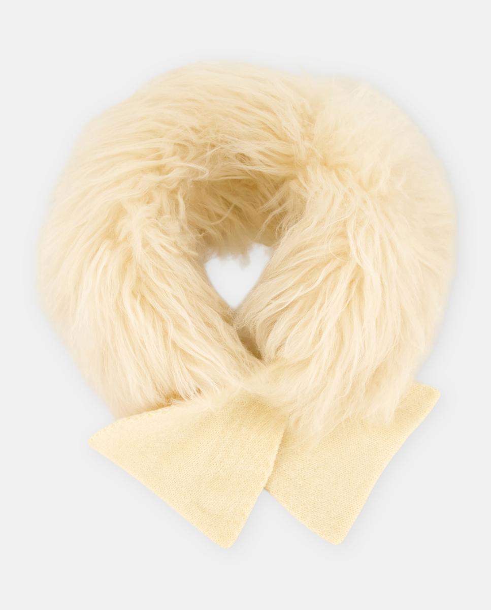 Imagen 0 de Cuello de pelo con punto