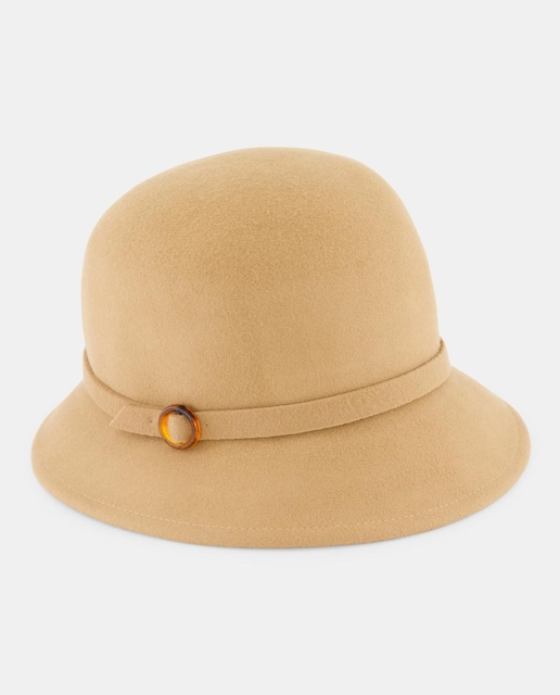 Imagen 0 de Gorro clotch con hebilla