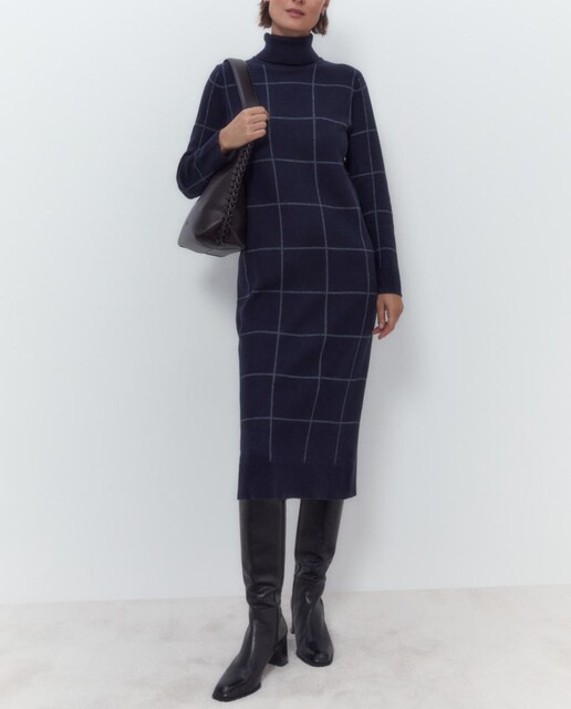 Imagen 0 de Vestido tricot cuello vuelto