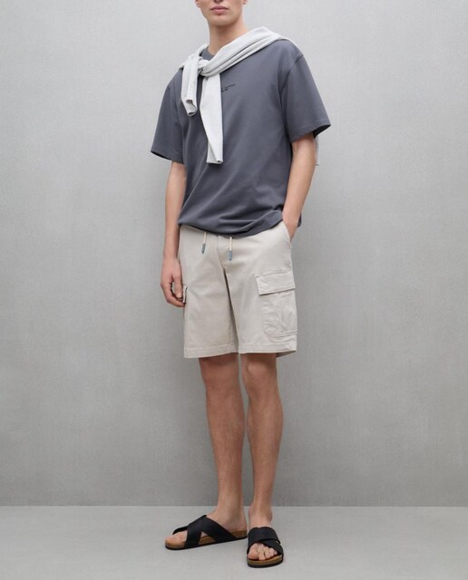 Imagen 0 de Bermuda algodón stretch de hombre multibolsillos