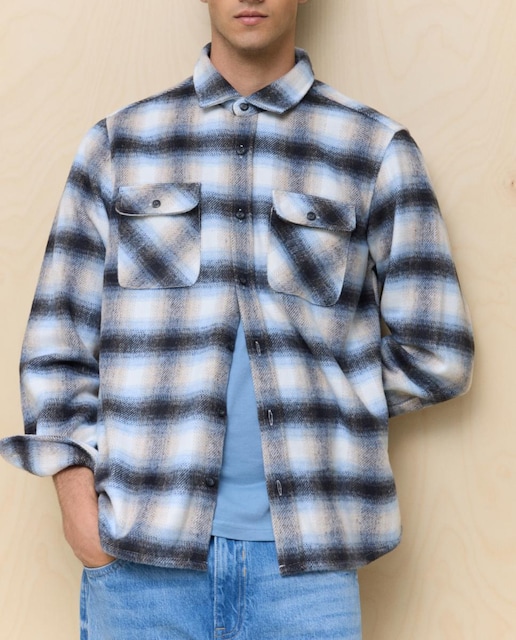 Imagen 0 de Sobre camisa de hombre cuadros