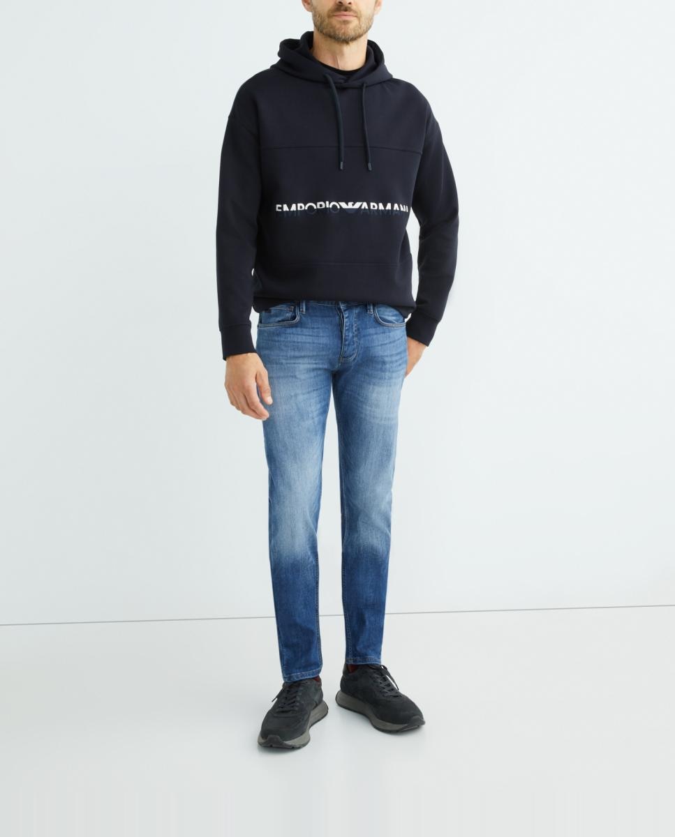 Imagen 0 de Sudadera de hombre con capucha y logo bordado a contraste