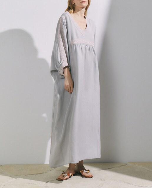 Imagen 0 de Maxi caftán bordado