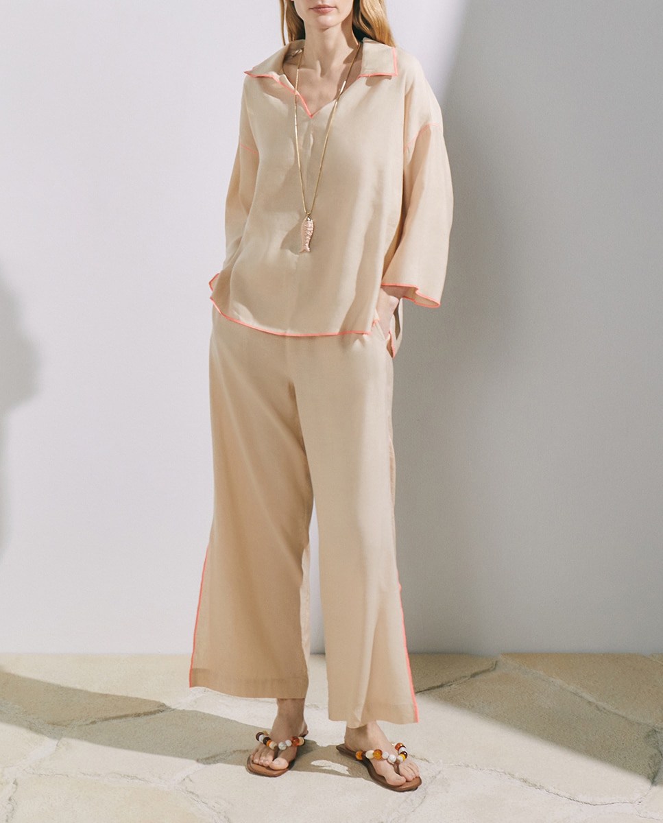 Imagen 0 de Conjunto de mujer lino con pespuntes a contraste