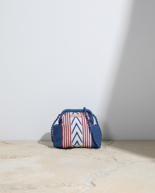 Imagen 0 de Bolso pouch ikat