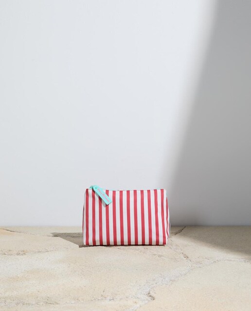 Imagen 0 de Neceser plastificado con estampado de rayas