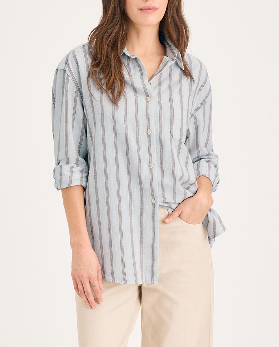 Imagen 0 de Camisa de mujer oversize tejido ligero