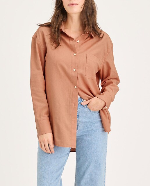 Imagen 0 de Camisa de mujer oversize tejido ligero