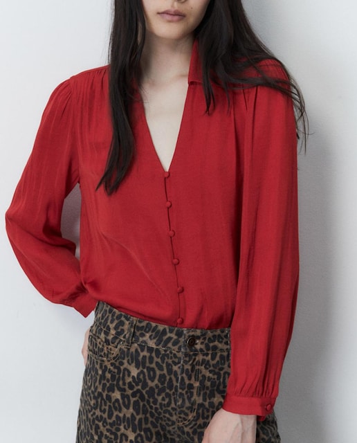 Imagen 0 de Blusa cuello botones