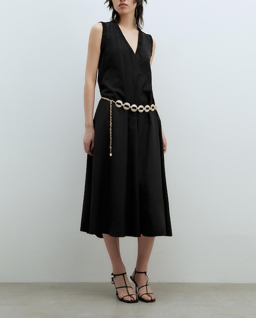 Imagen 0 de Vestido escote trabajado
