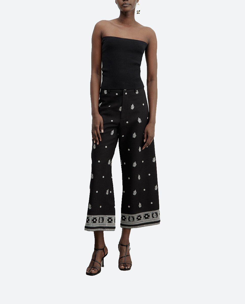 Imagen 0 de Pantalón ancho bordados