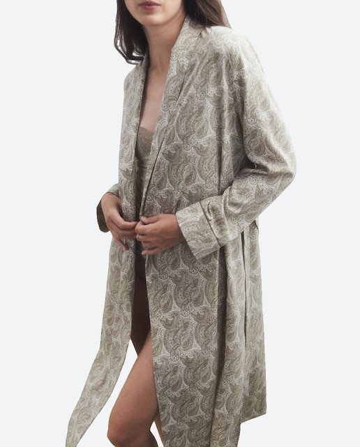 Imagen 0 de Bata estampada