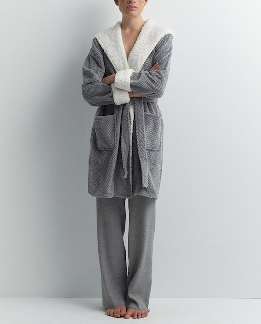 Imagen 0 de Bata de mujer polar textura