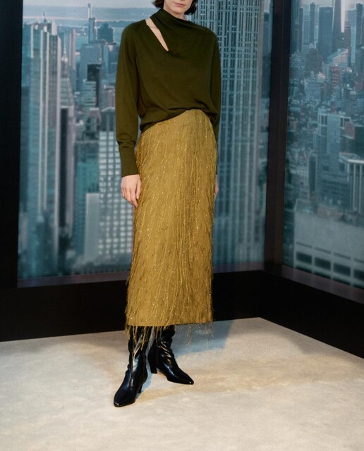 Imagen 0 de Falda midi lisa de mujer