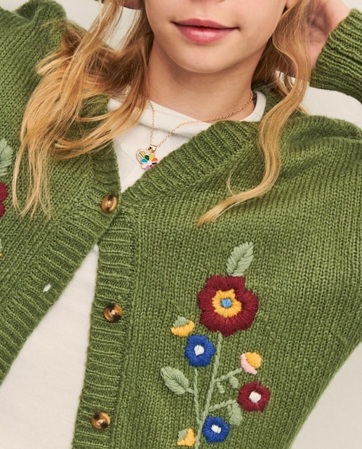 Imagen 0 de Chaqueta cuello caja bordado frontal de niña