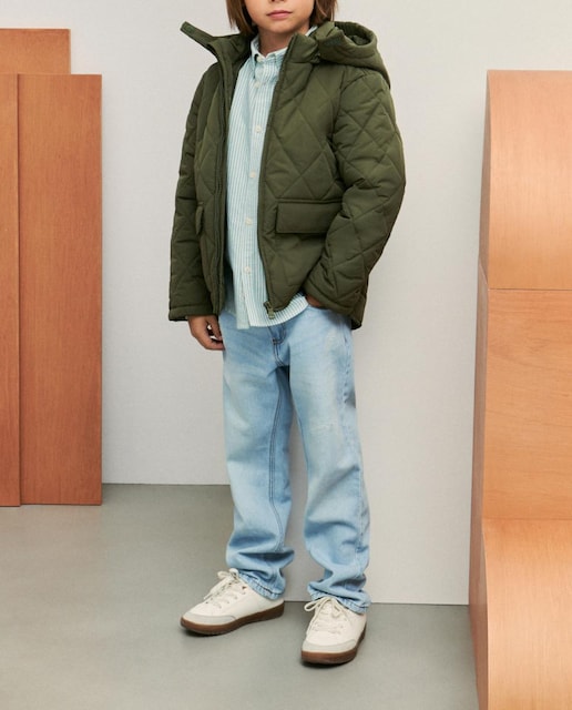 Imagen 0 de Plumífero con acolchado ligero en color liso de niño