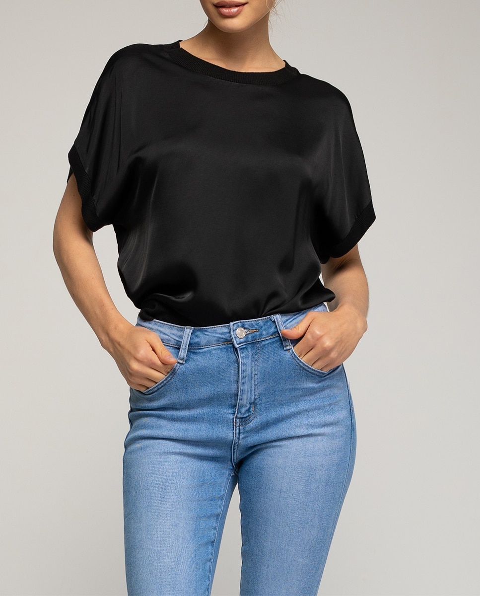 Imagen 0 de Top de raso de mujer