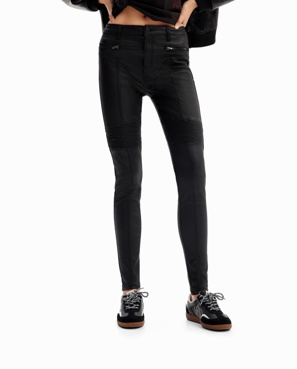 Imagen 0 de Pantalón Slim efecto piel de mujer
