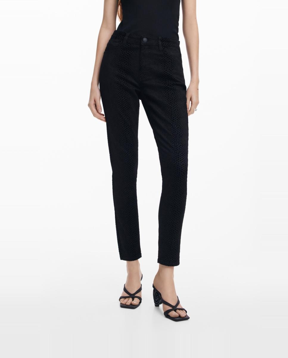 Imagen 0 de Pantalón slim denim de mujer