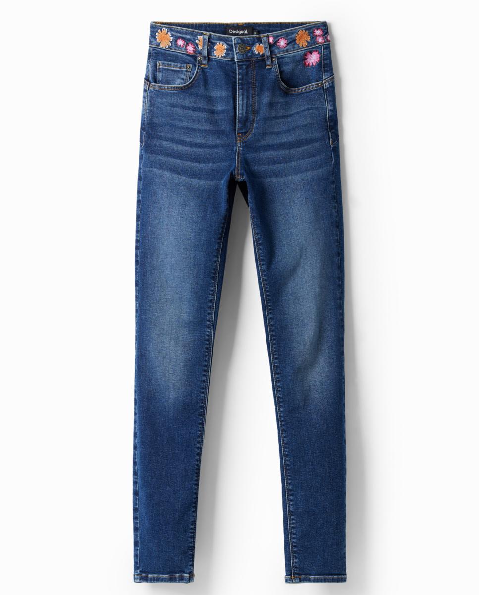 Imagen 0 de Vaqueros Slim flores bordadas de mujer