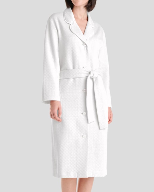 Imagen 0 de Bata larga de mujer tejido punto