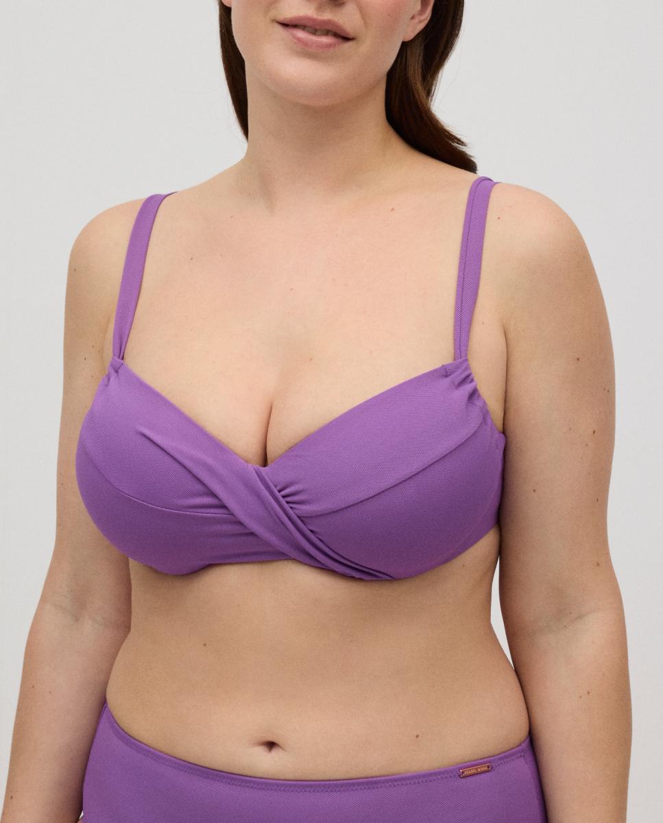 Imagen 0 de Top de bikini reductor copa C y D con aro. Estampado liso y tejido micropiqué