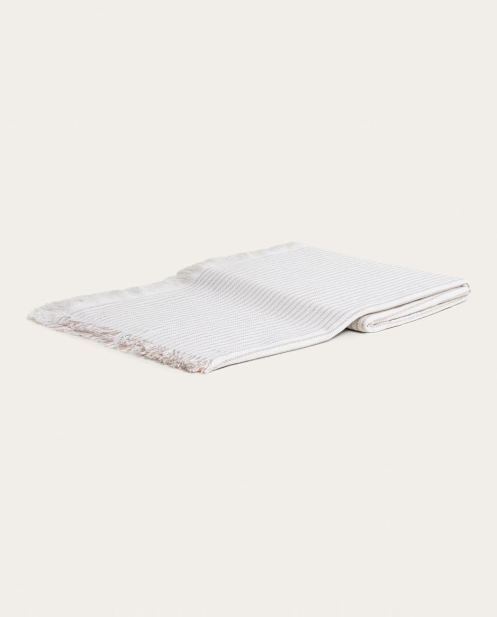 Imagen 0 de Multiusos jacquard atemporal