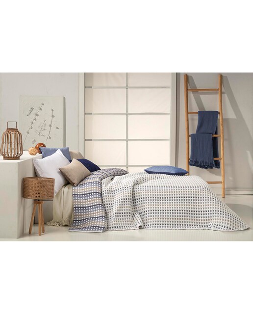 Colcha cubrecama jacquard cuadricula