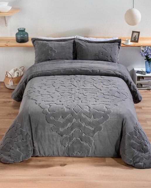 Edredón con relieve