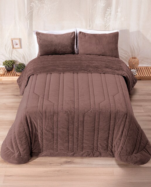 Edredón con relieve geométrico