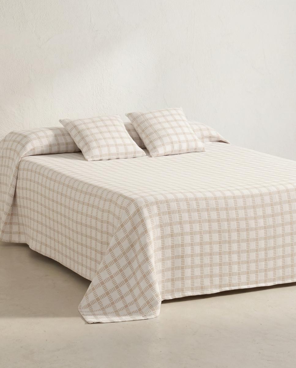 Imagen 0 de Colcha jacquard cuadros marfil