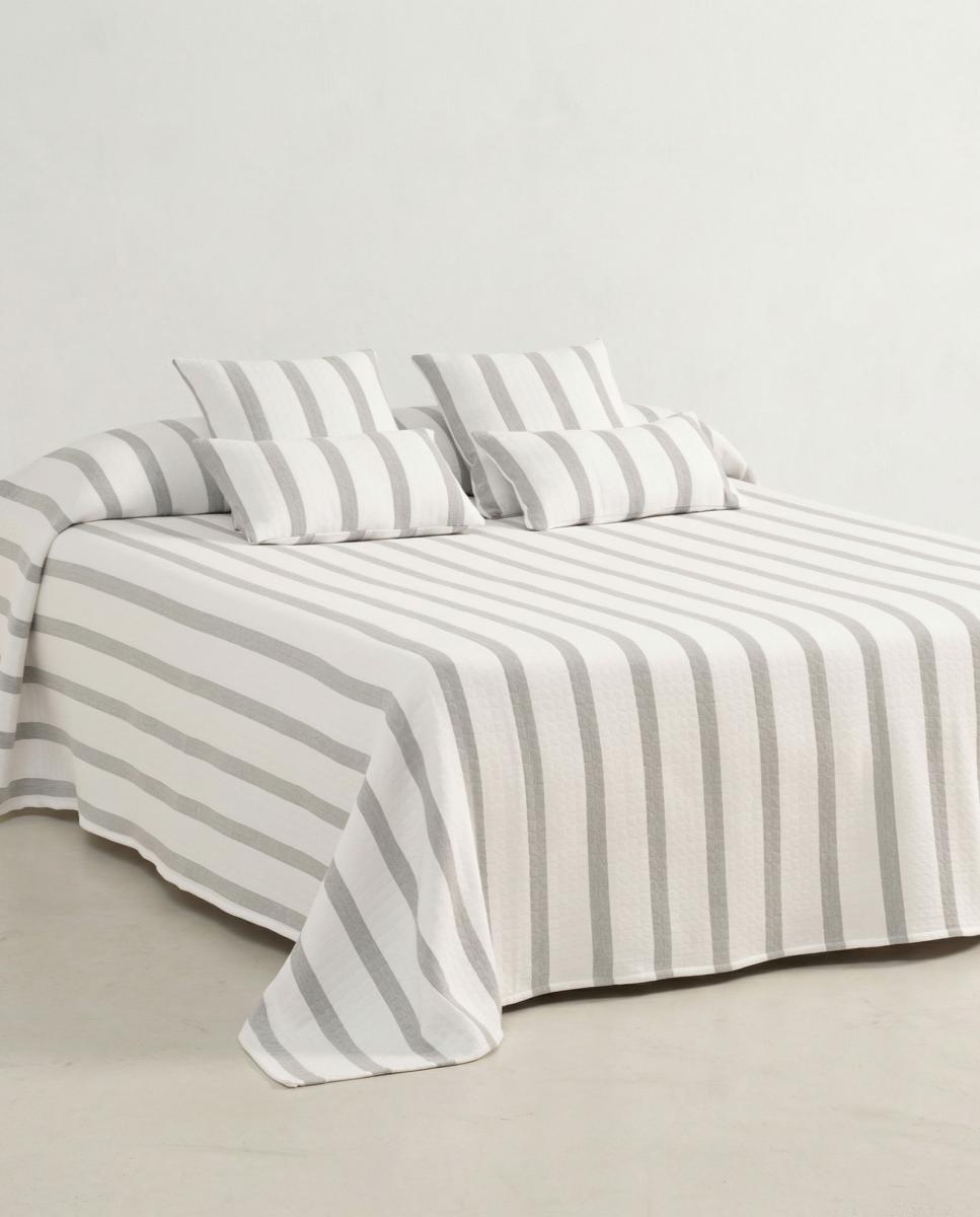 Imagen 0 de Colcha jacquard rayas textura cuadros gris