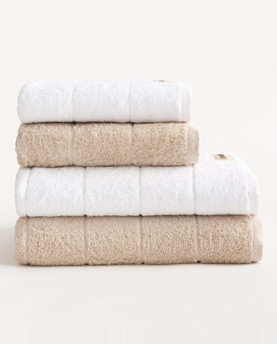Imagen 0 de Set 4 Toallas 600 gr/m2 suave y confortable