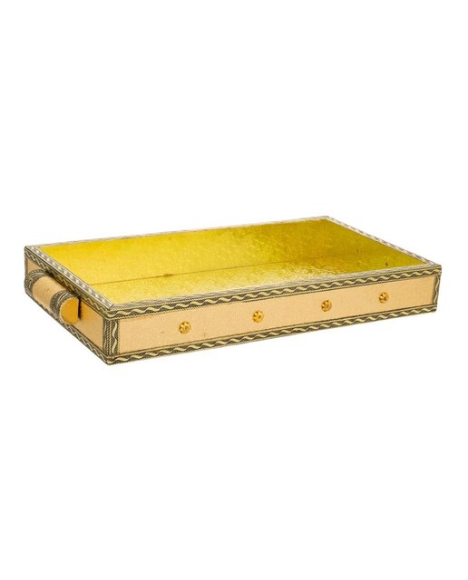 Imagen 0 de Bandeja de metal repujado