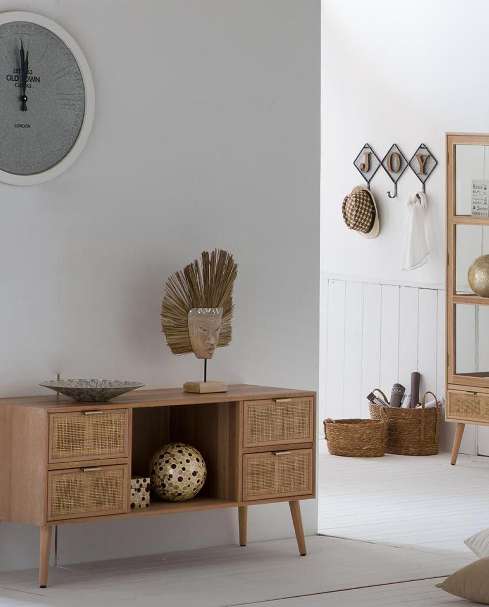 Imagen 0 de Mueble bajo de madera y rejilla