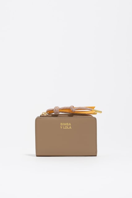 Imagen 0 de Cartera de piel  de mujer