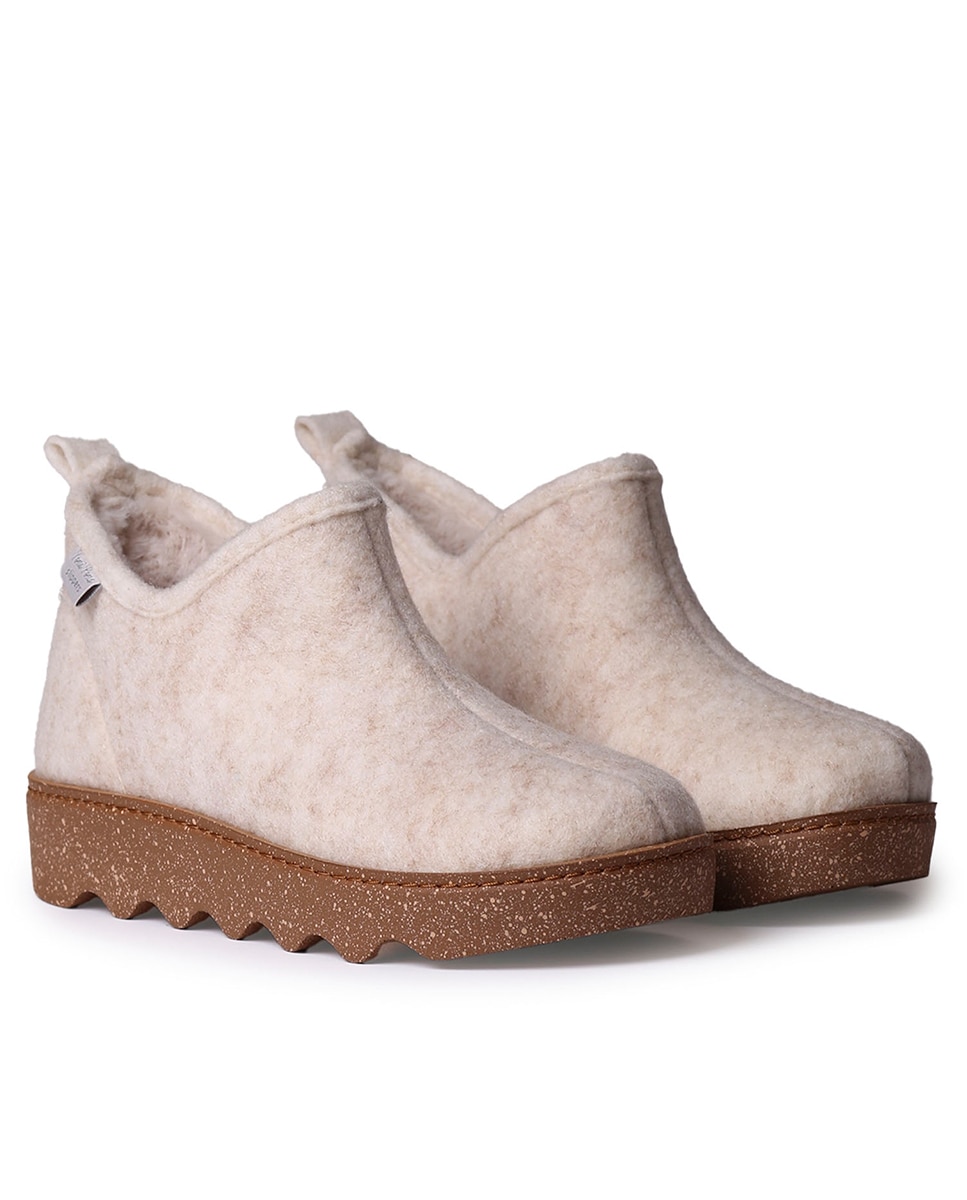 Imagen 0 de Zapatilla de casa de mujer en fieltro liso