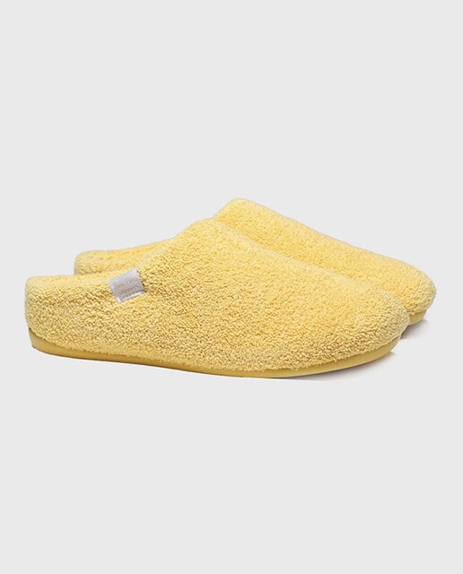 Imagen 0 de Zapatillas de casa abiertas de mujer de tejido de toalla en tonos lisos
