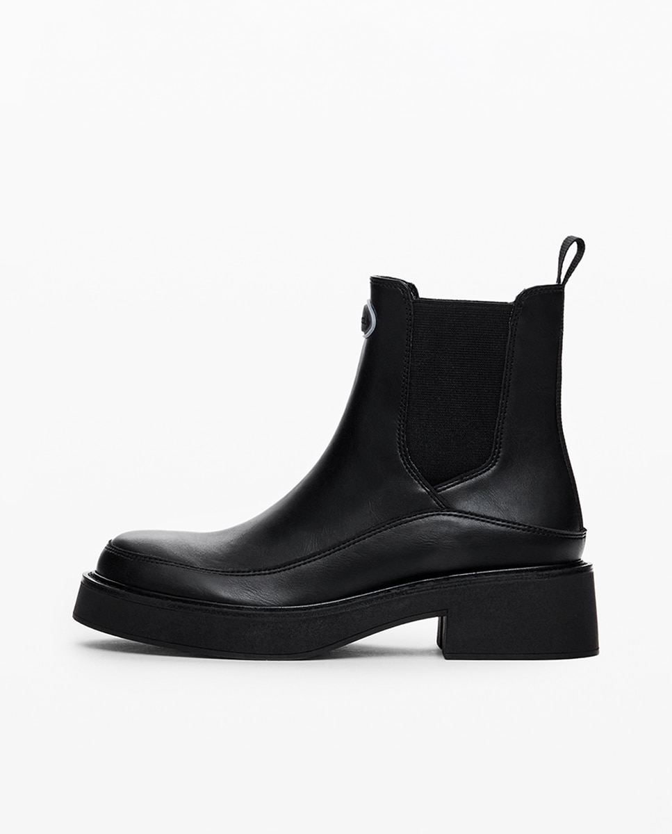 Imagen 0 de Bota de tacón