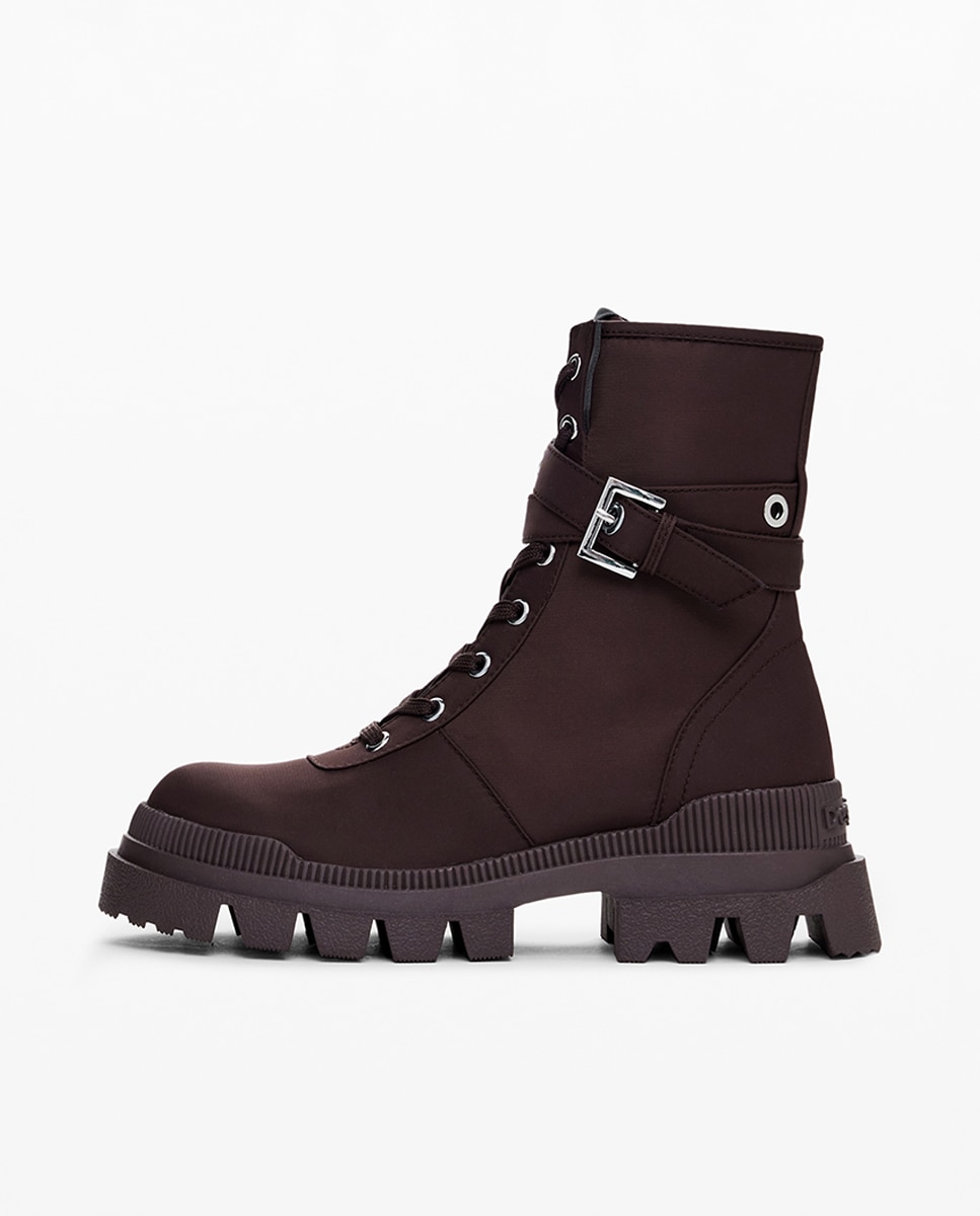 Imagen 0 de Bota plana