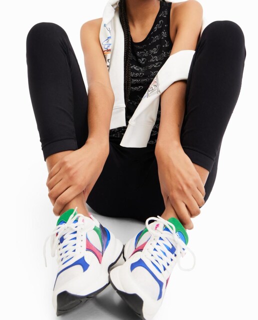 Imagen 0 de Sneaker runner patch de mujer