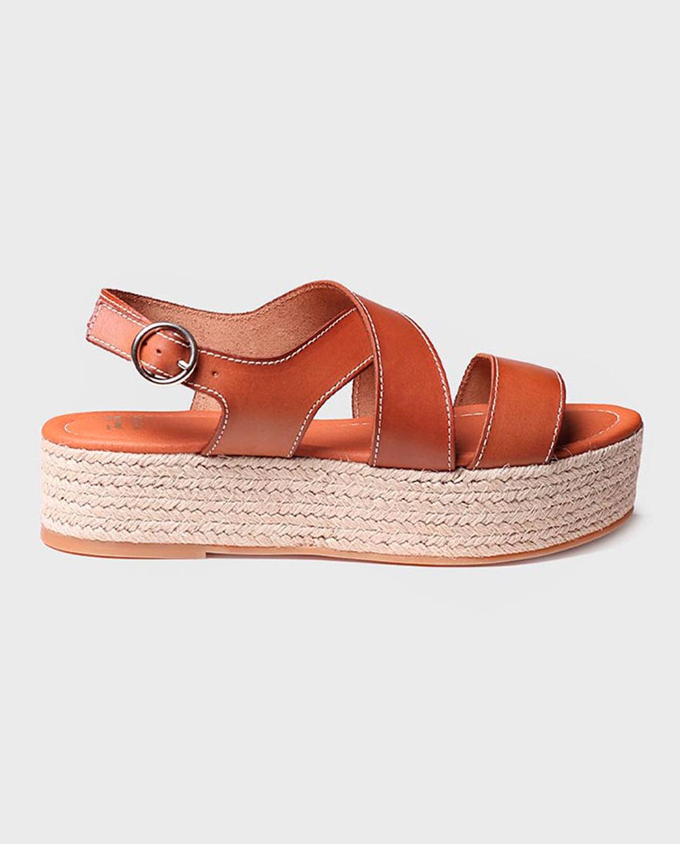 Imagen 0 de Sandalias de plataforma de mujer de piel con hebilla