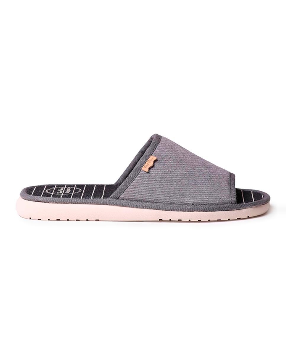 Imagen 0 de Zapatillas de casa de hombre de tejido en tonos lisos