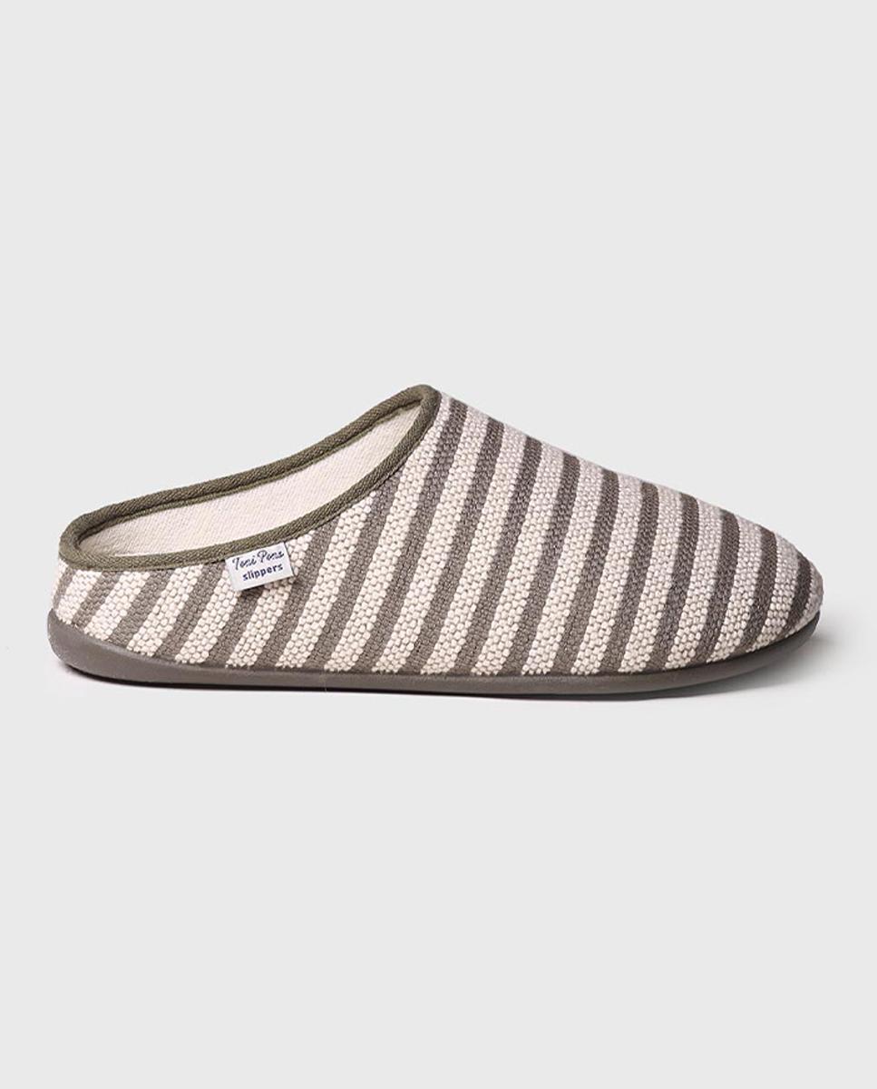 Imagen 0 de Zapatillas de casa de hombre de tejido a rayas