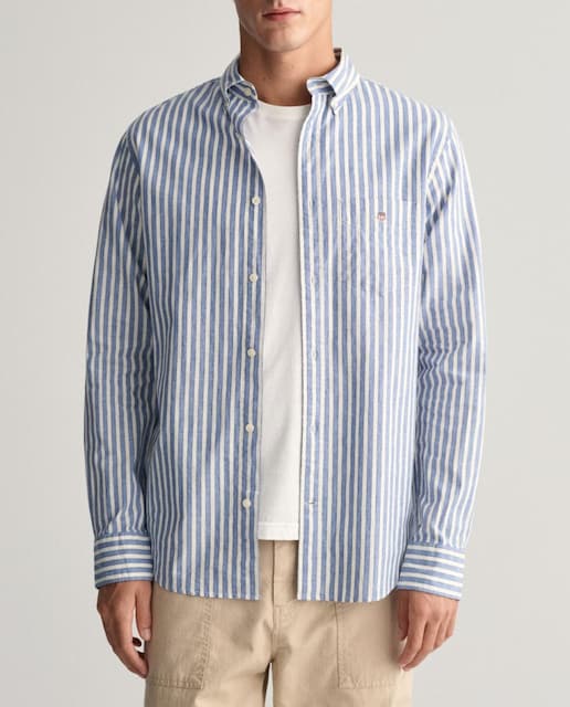 Imagen 0 de Camisa de hombre en mezcla de algodón y lino con rayas.