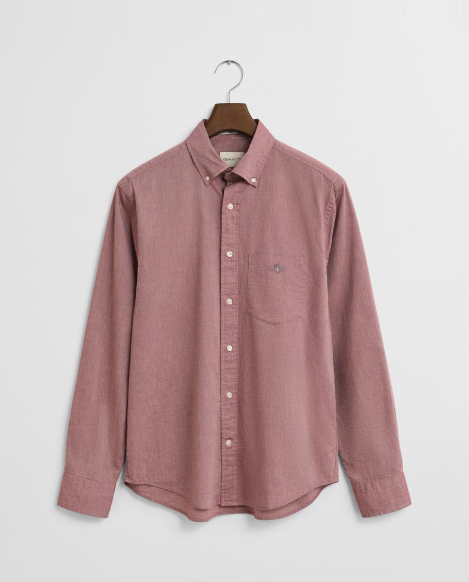 Imagen 0 de Camisa de hombre de algodón con ajuste regular y logo bordado en el pecho.