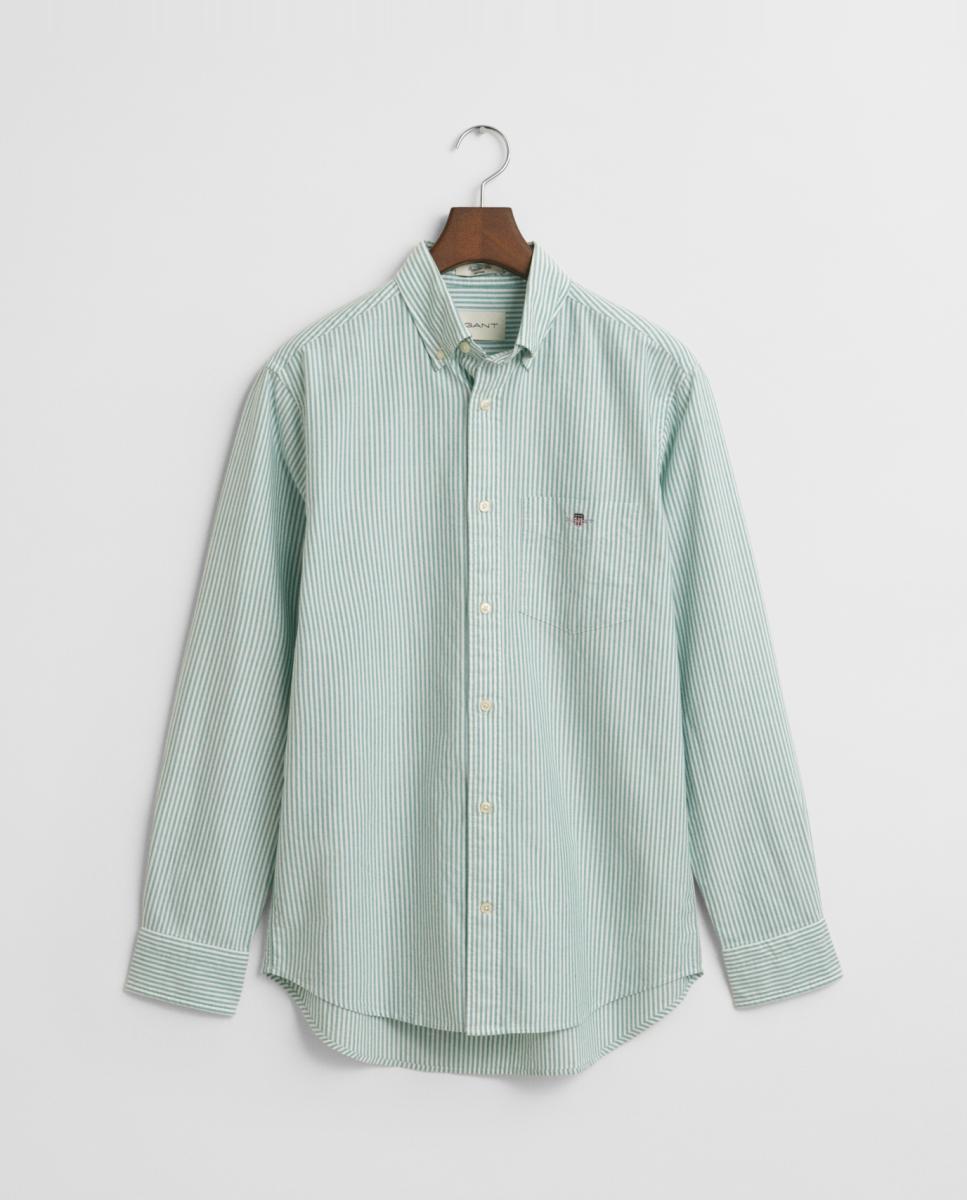 Imagen 0 de Camisa de hombre de algodón Oxford con rayas estilo banker, ajuste regular y cuello abotonado.