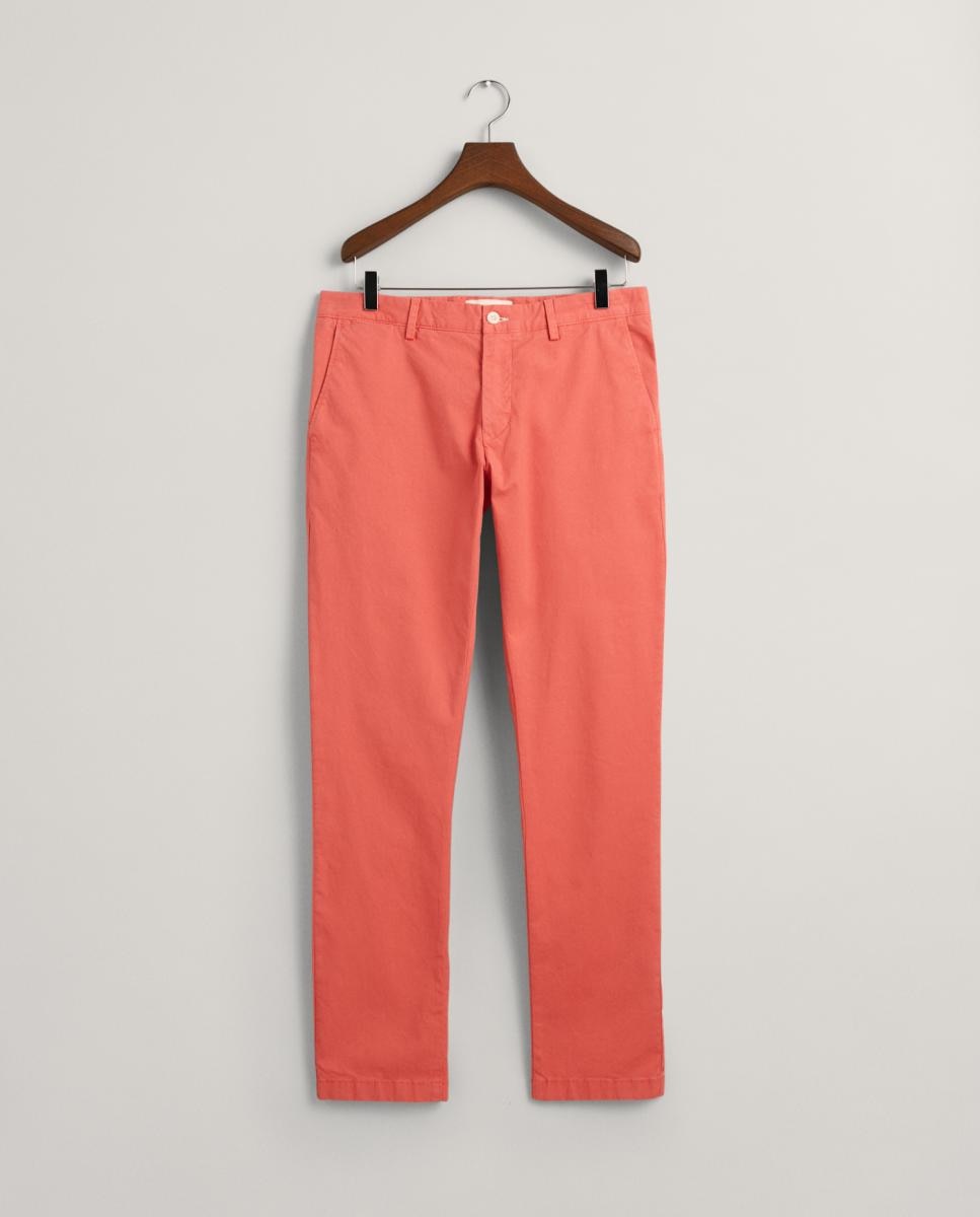 Imagen 0 de Pantalones chinos de hombre en algodón elástico con corte slim y efecto desteñido.