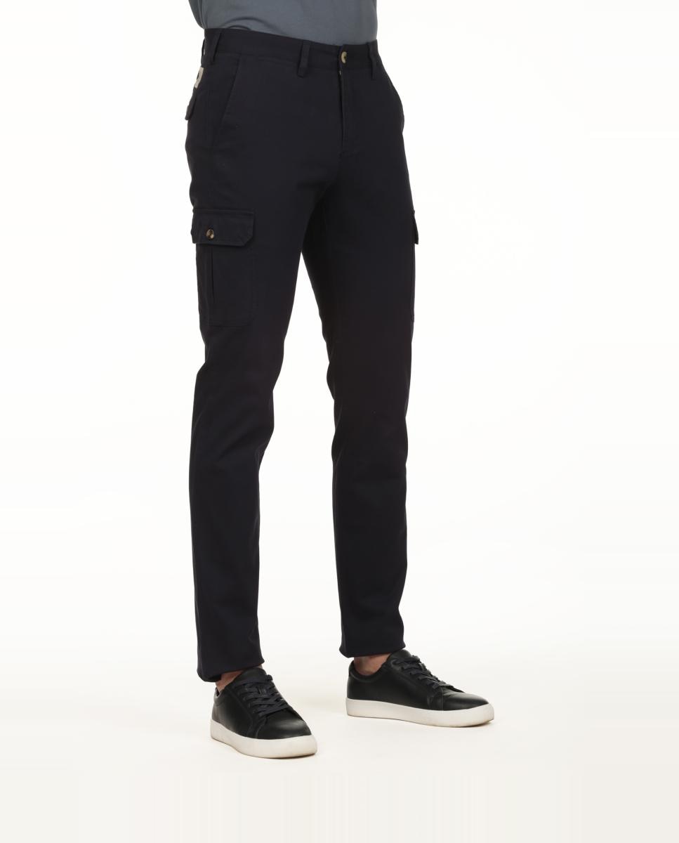 Imagen 0 de Pantalón hombre cargo con bolsillos