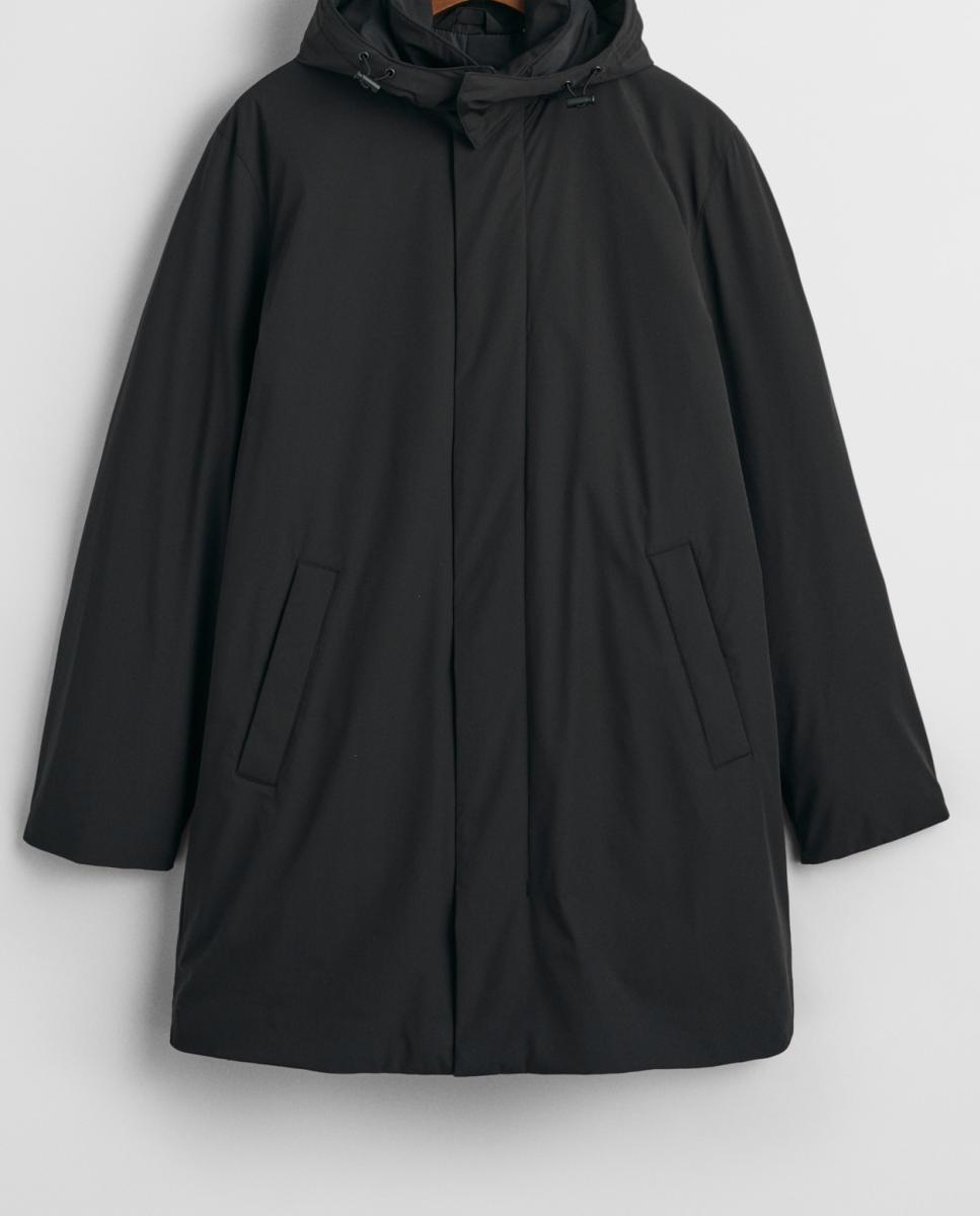 Imagen 0 de Abrigo de hombre tipo car coat acolchado, ligero, repelente al agua y con capucha desmontable.